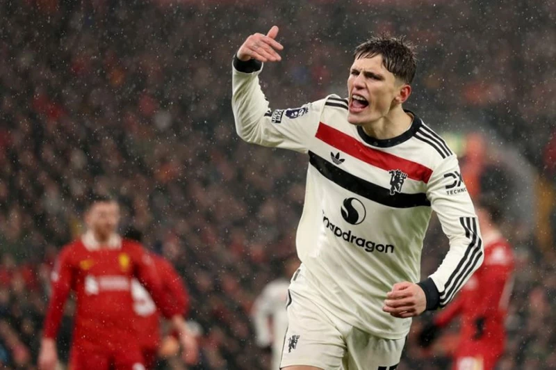 جارناتشو يتمسك بتشيلسي مع انتظار الفرصة المثالية