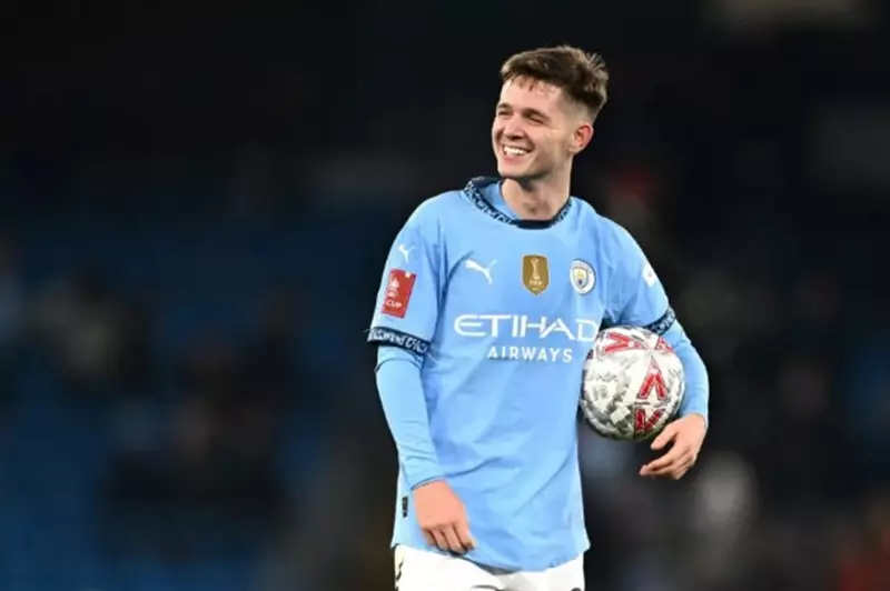 نوتنجهام ينجح في ضم نجم مانشستر سيتي تحت أنظار رومانو